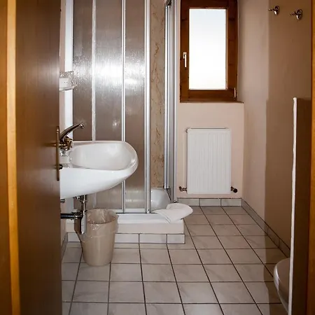Bed & Breakfast Handle Kramsach