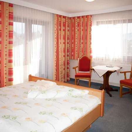 Bed & Breakfast Handle Kramsach
