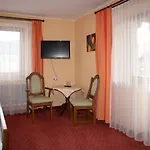 Bed and Breakfast Handle