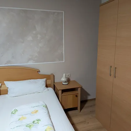 Handle Oda ve Kahvaltı