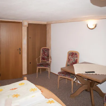 Bed & Breakfast Handle Kramsach