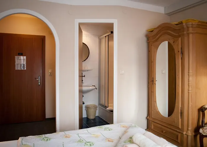 Oda ve Kahvaltı Handle 2*